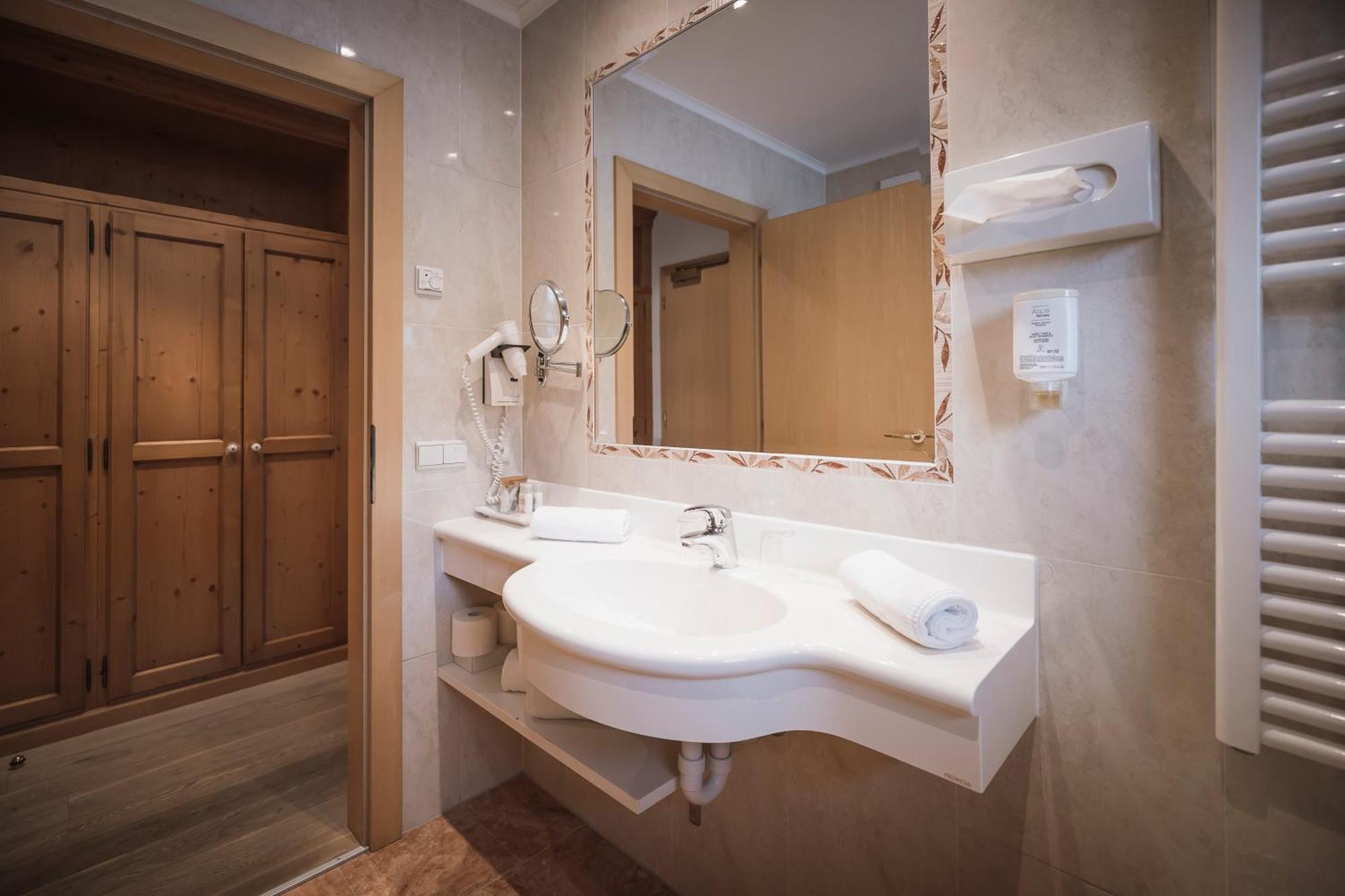 Hotel Solvie Falzes Zewnętrze zdjęcie